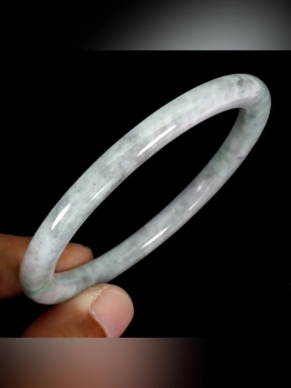 Stunning Natural Green Jade 159.19CT Bangle Bracelet 7mm thick Myanmar 6.9”